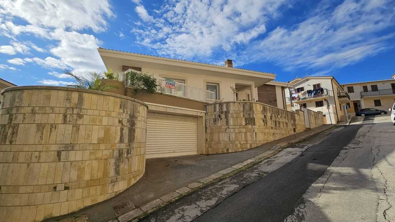 WhatsApp Image 2025-12-30 at 18.20.04.jpeg - Villa Modica - foto 2