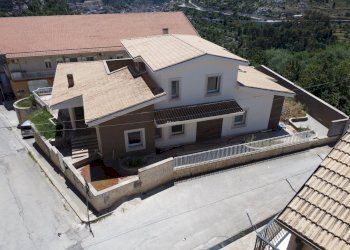 DJI_0698.JPG - Villa Modica - foto 17