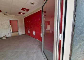 Shop it!4v1716563219168!5m2!1sit, Montalto Dora - photo 3