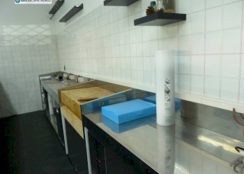 Locale Commerciale Via America, Termoli - foto 9