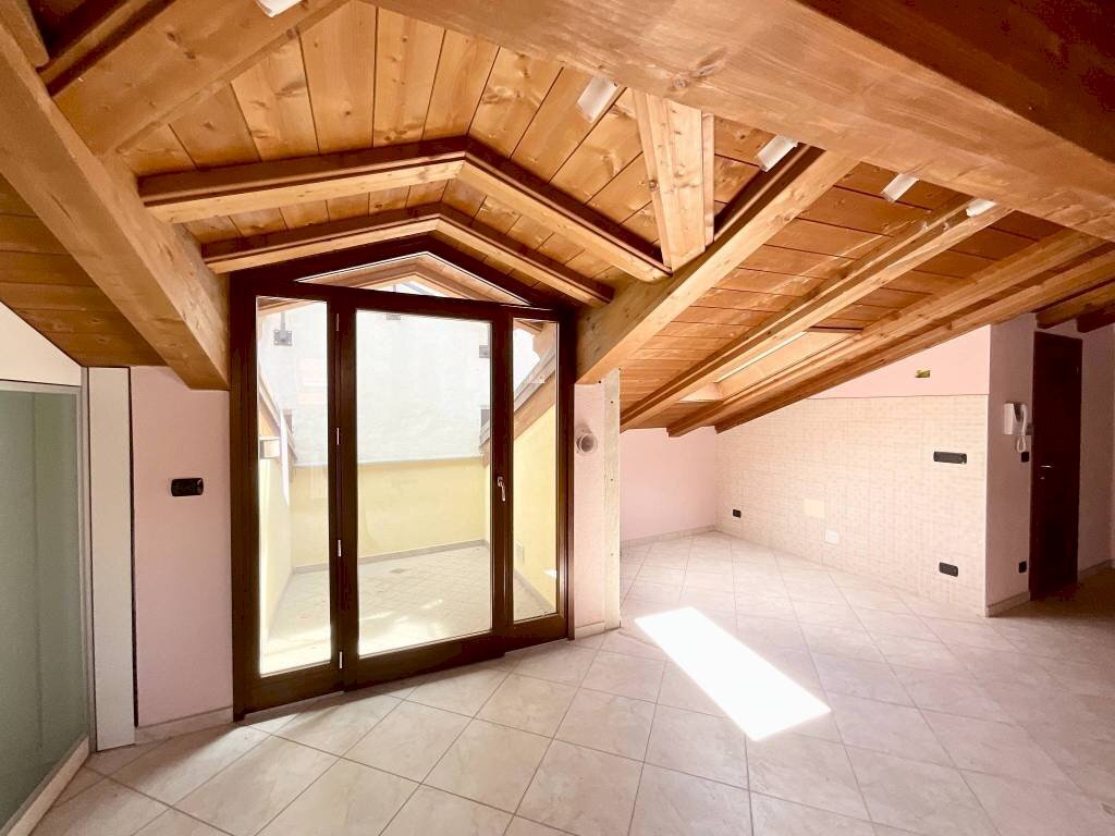 ZONA GIORNO - Two-room apartment Busca - photo 1