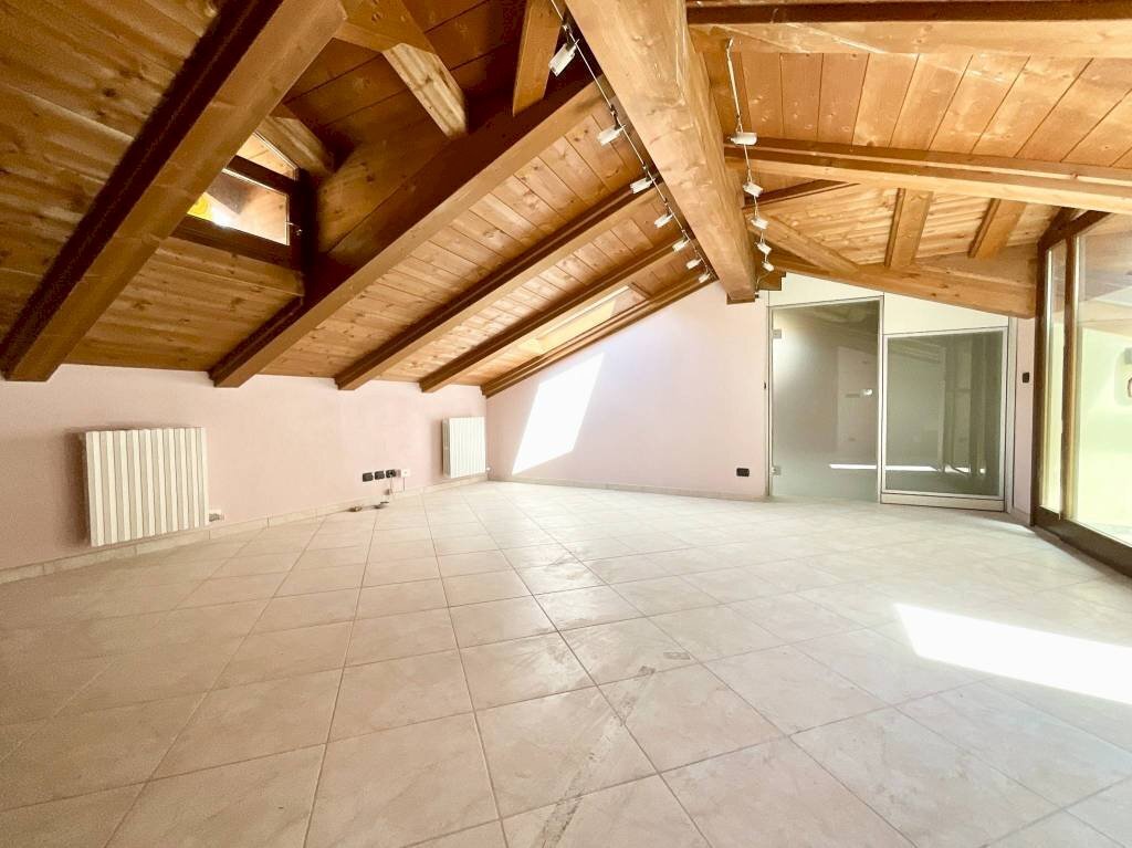 ZONA GIORNO - Two-room apartment Busca - photo 2