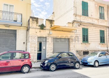 1.1.jpg - Stabile - Palazzo Via Pio x  4, Bisceglie - foto 1