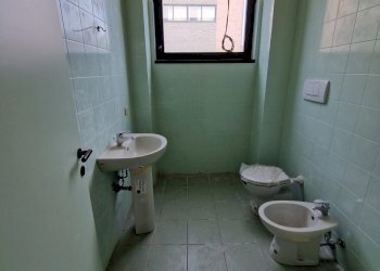 20240530_090919.jpg - Commercial Premises Viale Alcide De Gasperi 95/F, Lucca - photo 9