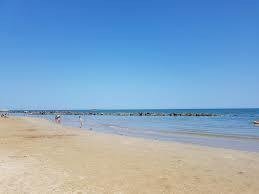 images.jpg - Stabilimento balneare Fano - foto 3