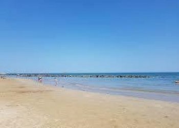 images.jpg - Stabilimento balneare Fano - foto 3