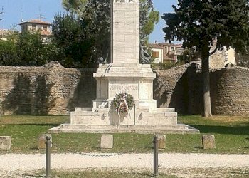 04 FANO - STABILIMENTO BALNEARE IN VENDITA.jpeg - Stabilimento balneare Fano - foto 9