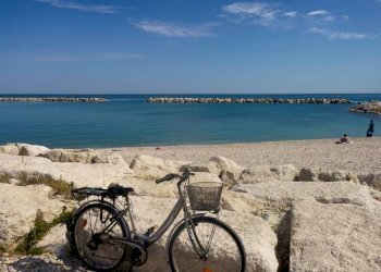 06 FANO - STABILIMENTO BALNEARE IN VENDITA.jpeg - Stabilimento balneare Fano - foto 11