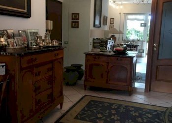 1 ingresso 1.jpg - Trilocale via Padre Semeria 330, Sanremo - foto 2