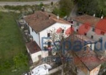 Porzione di casa Gaggio Montano - foto 26