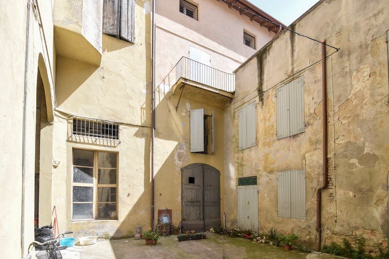 Stabile - Palazzo Reggio nell'Emilia - foto 2
