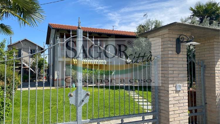 Independent house Cavour - photo 2