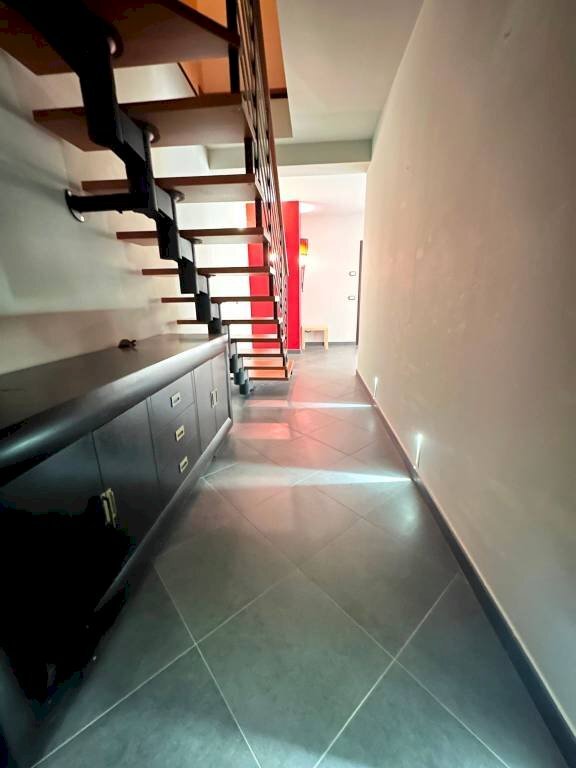 Ingresso - Three-room apartment piazza San Graziano, Arona - photo 2