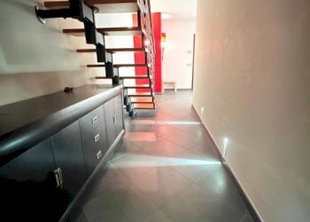 Ingresso - Trilocale piazza San Graziano, Arona - foto 2