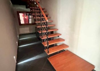 Scala - Trilocale piazza San Graziano, Arona - foto 13