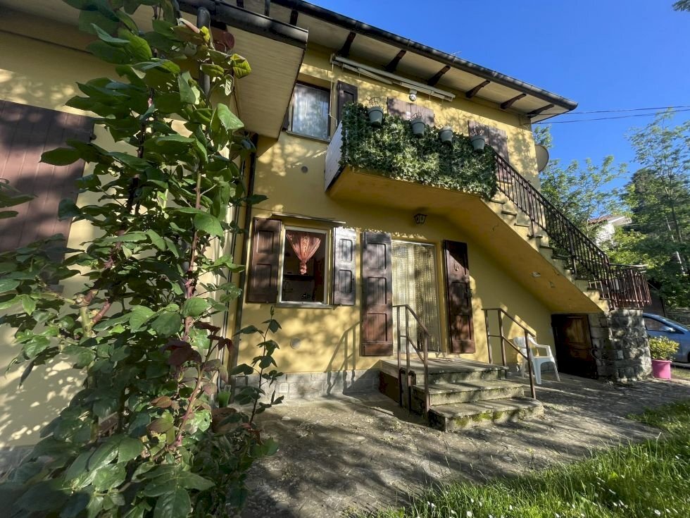 Porzione di casa Faeto - foto 1