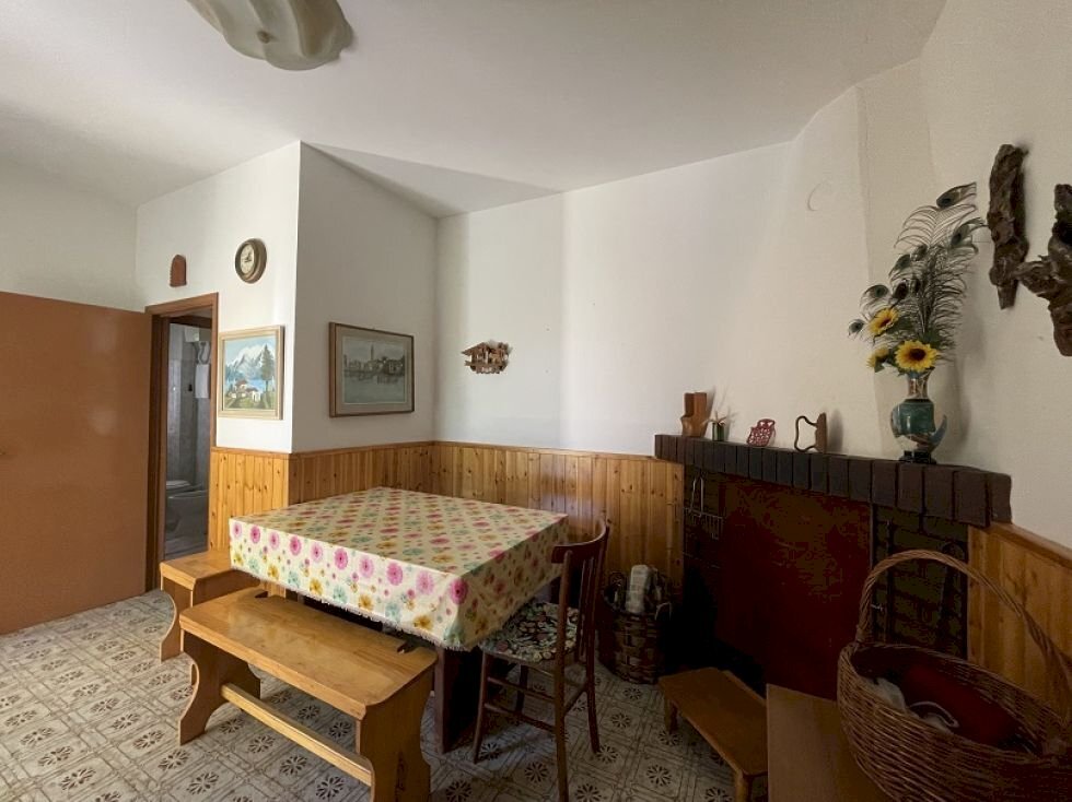 Portion of a house Faeto - photo 3