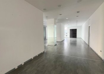 Locale Commerciale Via de Gasperi, Sciacca - foto 8