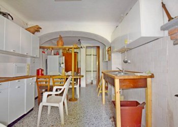cucina - Casa indipendente Cascina Cerlau, San Michele Mondovì - foto 11