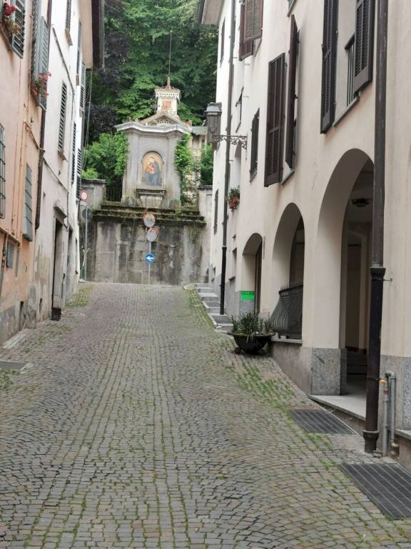 Zona - Box via Giovanni Battista Trona, Mondovì - foto 3