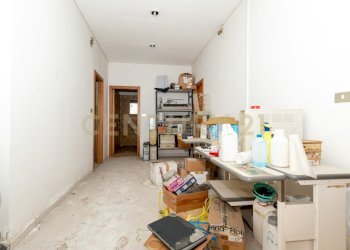 Deposito viale Mario Rapisardi CT (24).jpg - Locale Commerciale Viale Mario Rapisardi 186, Catania - foto 24