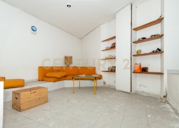 Deposito viale Mario Rapisardi CT (27).jpg - Locale Commerciale Viale Mario Rapisardi 186, Catania - foto 27