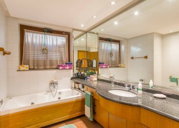 Villa largo Olgiata, Roma (neighborhood Olgiata) - photo 12