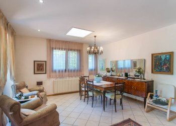 Villa largo Olgiata, Roma (neighborhood Olgiata) - photo 18