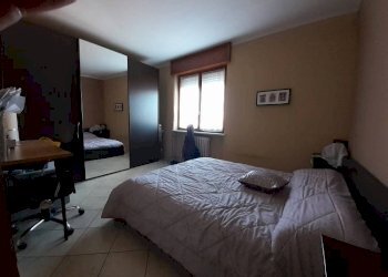 Camera da letto - Trilocale via Speranza, 28, Carignano - foto 8