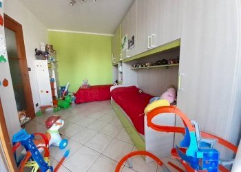 Camera da letto - Trilocale via Speranza, 28, Carignano - foto 9