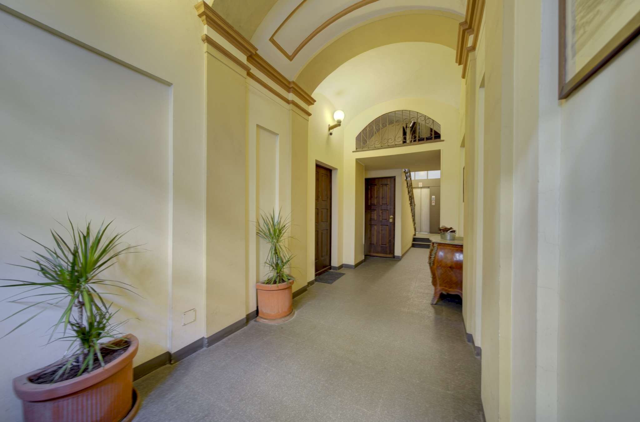 Androne - Trilocale via DEI MILLE, 40, Torino (zona Centro) - foto 2