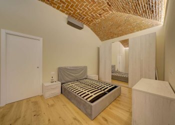 Camera da letto - Trilocale via DEI MILLE, 40, Torino (zona Centro) - foto 11