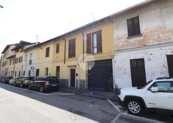 One-room apartment Via Buon Gesù, Rho - photo 10