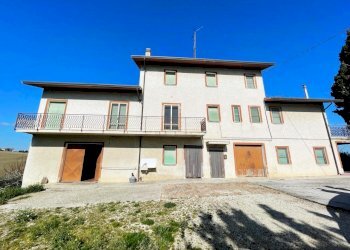 WhatsApp Image 2024-03-20 at 16.57.45 (2).jpeg - Casa indipendente Monsano - foto 1