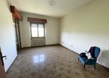 WhatsApp Image 2024-03-20 at 16.57.44 (1).jpeg - Casa indipendente Monsano - foto 4