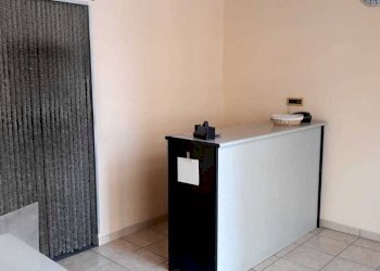 7.jpg - Commercial Premises Siracusa - photo 17