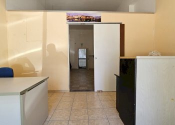 12.jpg - Commercial Premises Siracusa - photo 21