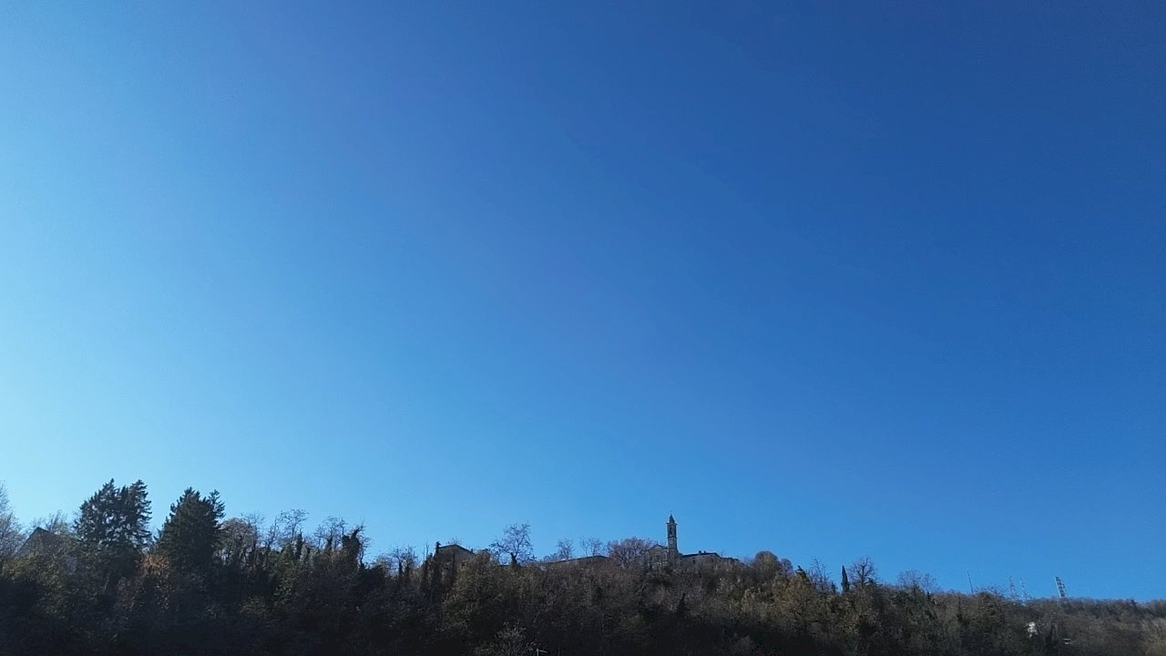 dji_fly_20251129_122841_0_1764415721401_photo_low_ - Terreno agricolo Travo - foto 3