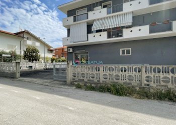 Facciata - Locale Commerciale Pineto - foto 16