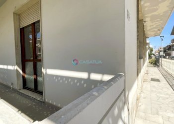 Balcone Soggiorno + Cucina - Appartamento Pineto - foto 12