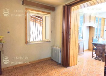 Locale Commerciale Via Giacomo Matteotti, snc., Palombara Sabina - foto 1