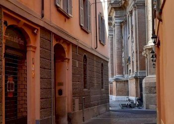 Shop Reggio nell'Emilia - photo 1