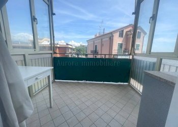 Three-room apartment Via Montevideo, Borghetto Santo Spirito - photo 3