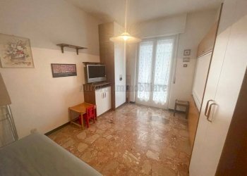 Three-room apartment Via Montevideo, Borghetto Santo Spirito - photo 15