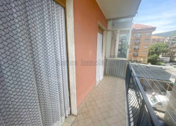 Three-room apartment Via Montevideo, Borghetto Santo Spirito - photo 17