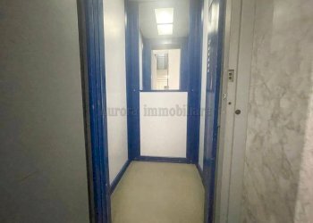 Three-room apartment Via Montevideo, Borghetto Santo Spirito - photo 24