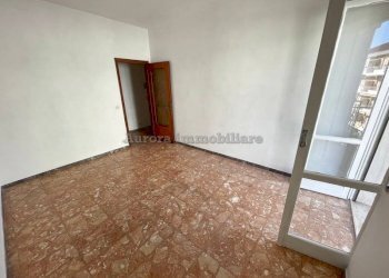 Two-room apartment Via Pisa, Borghetto Santo Spirito - photo 11