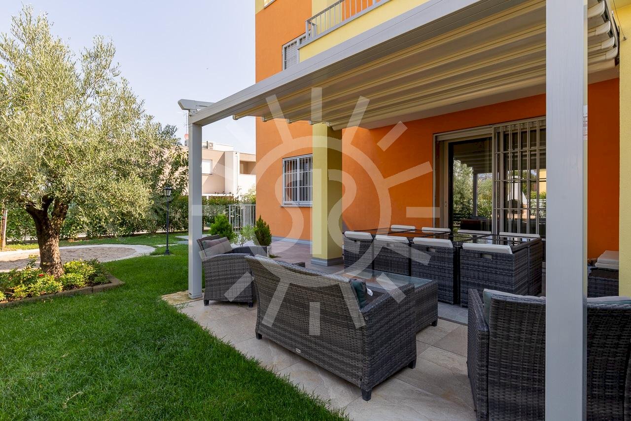 Three-room apartment Castel San Pietro Terme - photo 1