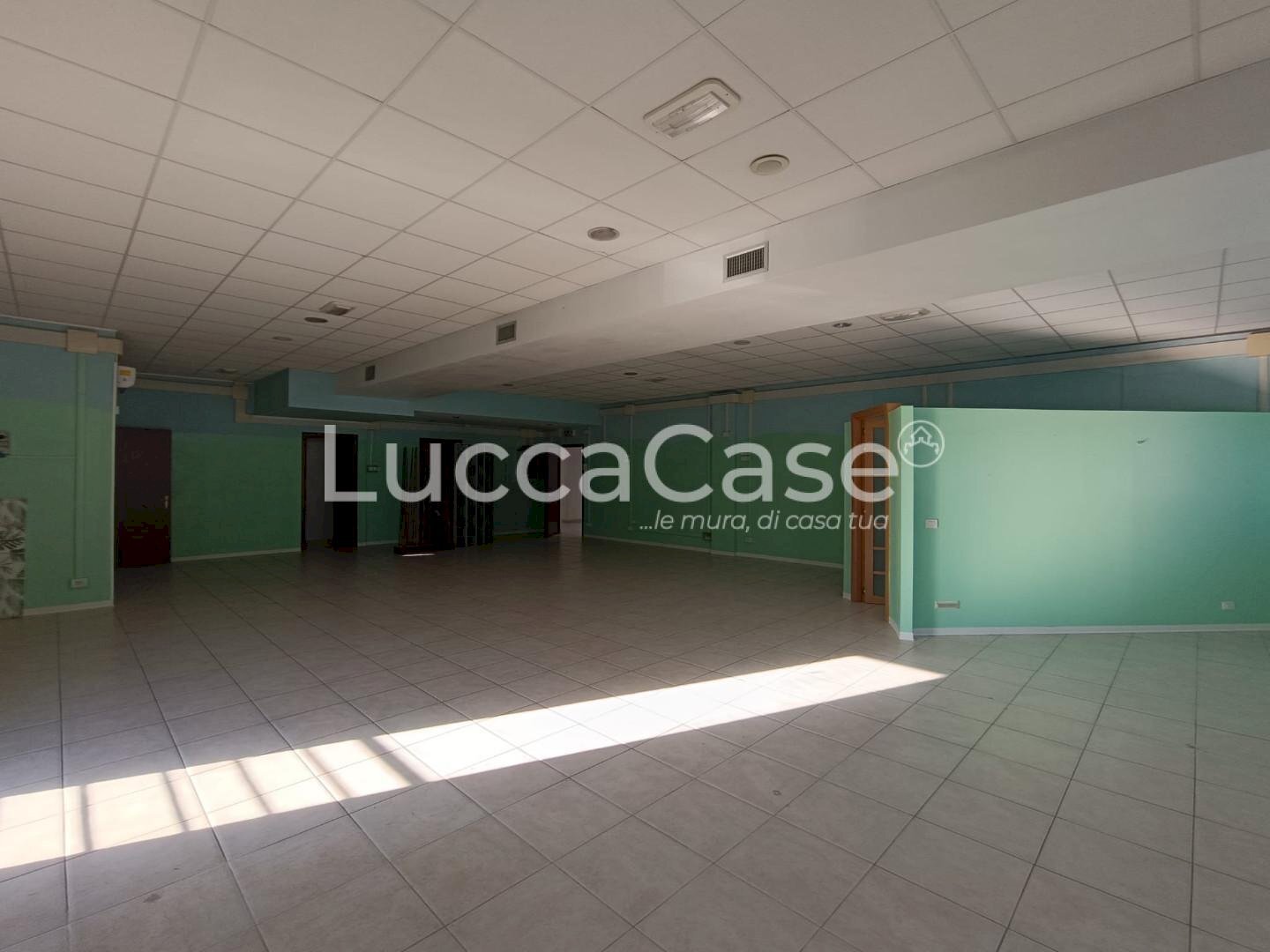 Office Lucca (neighborhood Sant'Anna) - photo 3