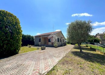 Independent house Via guagnellina, Mirandola - photo 2